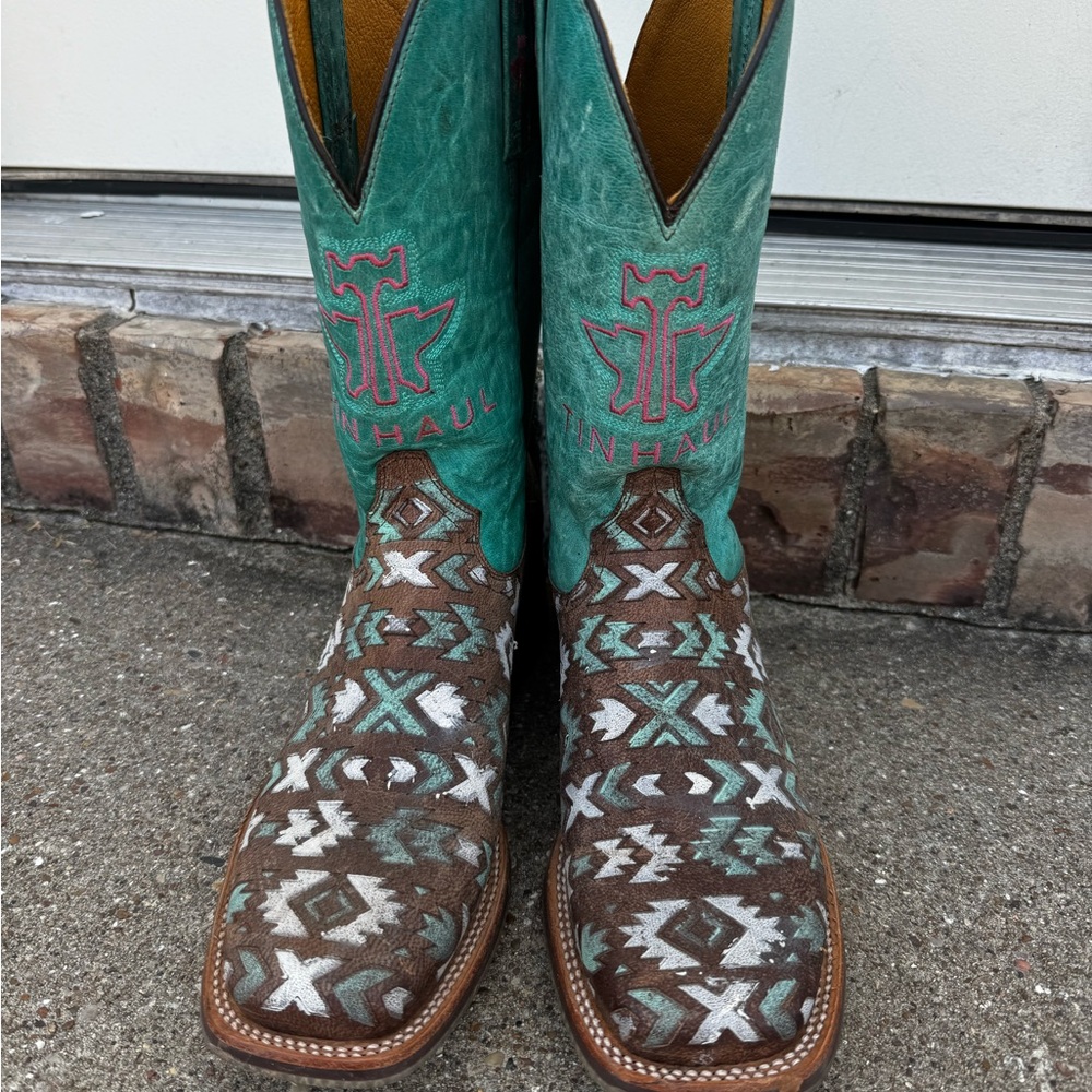 Tin Haul painted warrior size 9